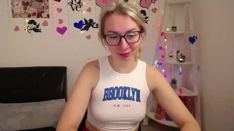 Snapshot of vasilisasii chatting on January 27, 6:19 am Vasilisa online show from January 27, 6:19 am