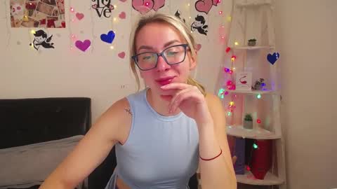 Snapshot of vasilisasii chatting on January 16, 12:20 pm Vasilisa online show from January 16, 12:20 pm