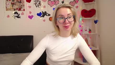 Snapshot of vasilisasii chatting on February 8, 6:33 am Vasilisa online show from February 8, 6:33 am