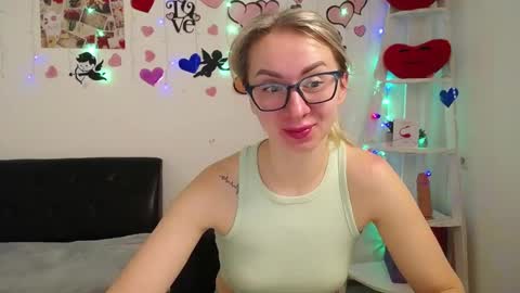 Snapshot of vasilisasii chatting on February 11, 6:19 am Vasilisa online show from February 11, 6:19 am