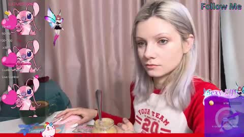 Snapshot of vasya_sylvia chatting on February 26, 8:50 am Vasya Sylvia online show from February 26, 8:50 am