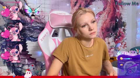 Snapshot of vasya_sylvia chatting on December 9, 3:33 pm Vasya Sylvia online show from December 9, 3:33 pm