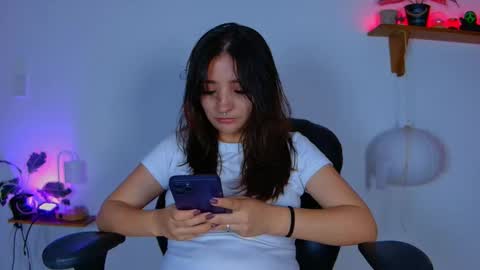 Vayolett online show from October 10, 1:10 am