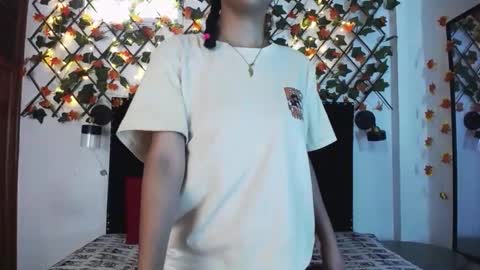 Snapshot of vbleerper chatting on October 29, 12:20 pm Bleer online show from October 29, 12:20 pm