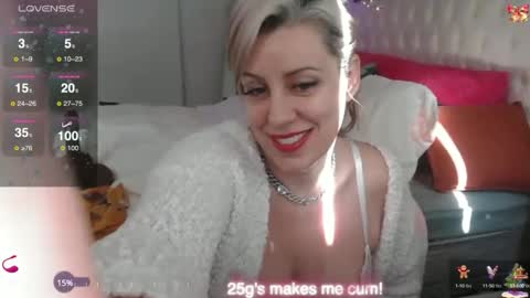 Vegas Dani online show from December 18, 8:14 pm