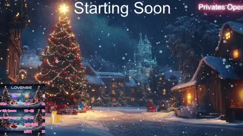 Snapshot of vegas_romance chatting on December 11, 12:44 am vegas_romance online show from December 11, 12:44 am