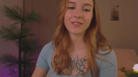 Snapshot of vegas_v chatting on October 10, 3:50 pm Maria online show from October 10, 3:50 pm