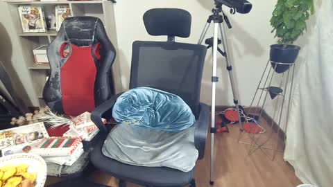 Snapshot of vellarossa chatting on September 28, 7:03 am Im VelaI will be Christmas and New Year with my family December 22 to January 13 I will miss you guys. online show from September 28, 7:03 am