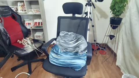 Snapshot of vellarossa chatting on September 23, 6:33 am Im VelaI will be Christmas and New Year with my family December 22 to January 13 I will miss you guys. online show from September 23, 6:33 am