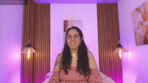 Emma Curly online show from May 1, 12:19 pm