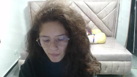 velvet_moon_v online show from November 11, 1:19 pm