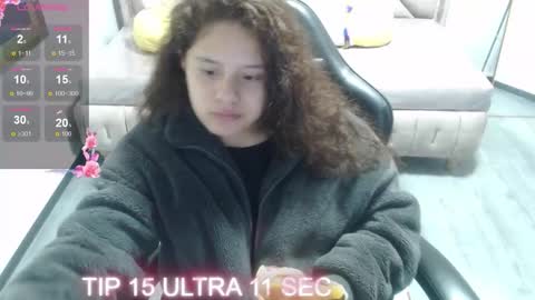 velvet_moon_v online show from January 16, 1:18 pm