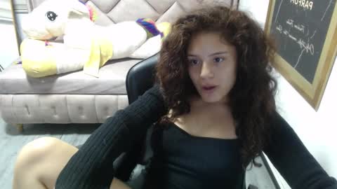 velvet_moon_v online show from November 27, 1:58 pm