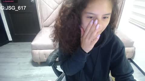 velvet_moon_v online show from October 13, 1:03 pm