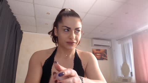 velvetmarsha online show from February 5, 7:07 am