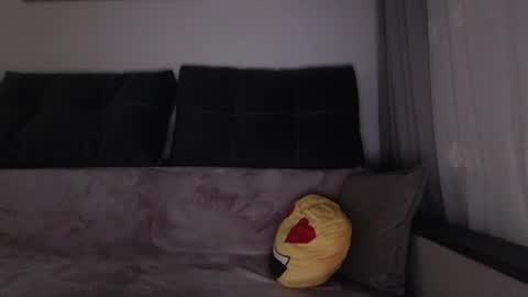 velvetmoon123 online show from March 30, 5:12 pm