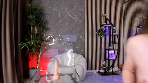 Velvet online show from April 4, 3:27 am