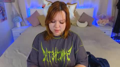 velvetvixonx online show from September 15, 6:26 pm