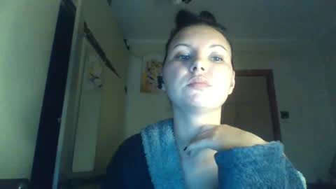 Snapshot of vendi_rassell8855 chatting on October 23, 9:54 pm vendi rassell8855 online show from October 23, 9:54 pm