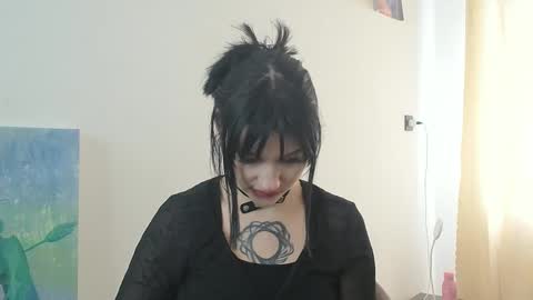 Naly online show from October 7, 1:04 pm