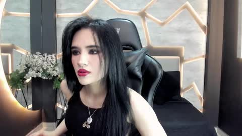 VALERIA online show from January 6, 7:50 pm