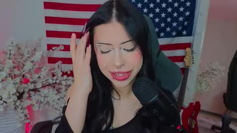 Vivian online show from March 6, 4:18 am