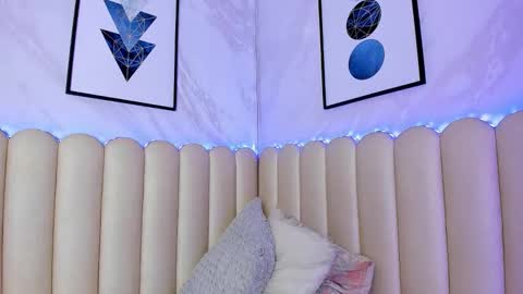 venus__miller online show from September 23, 12:14 pm