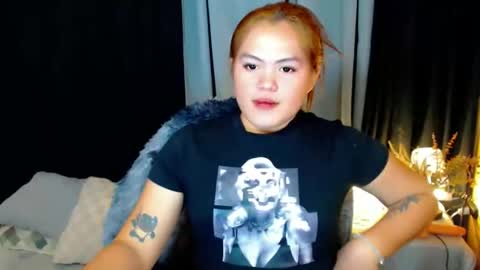 I am Colly Your mystery girl online show from November 19, 1:38 am