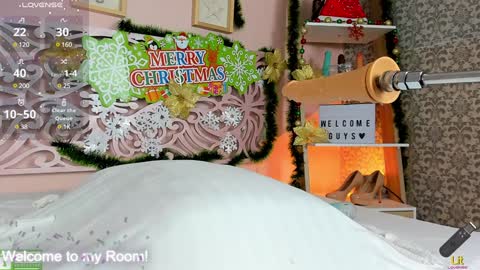 .. online show from December 5, 12:55 pm