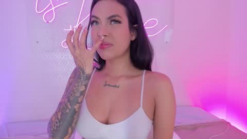 venus_nite online show from October 28, 8:57 pm