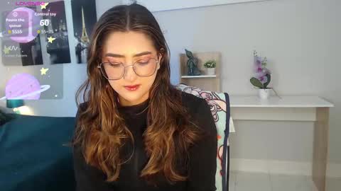 Mia online show from September 23, 12:25 pm