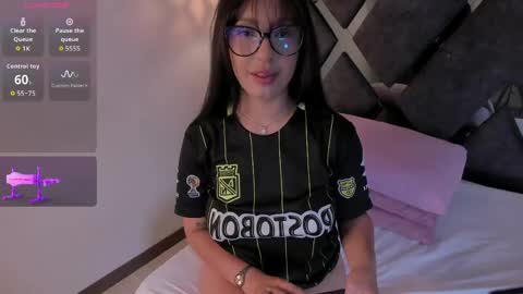 Venus online show from April 13, 1:45 pm