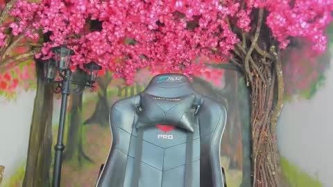 Venus Blazer  online show from October 14, 11:02 am