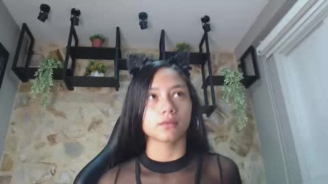 Venus Blazer  online show from October 2, 11:04 am