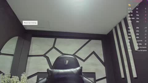 Venus Blazer  online show from October 7, 11:14 am