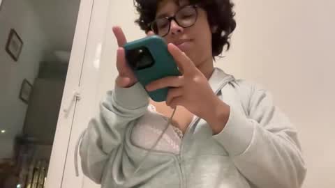 venusdeper online show from October 19, 6:32 pm