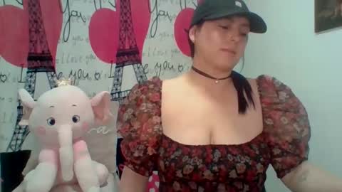 VENUSINA07 online show from April 12, 7:55 am