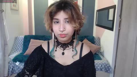 Snapshot of venusmist chatting on September 15, 7:43 pm Venus Mist online show from September 15, 7:43 pm