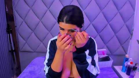 Snapshot of venusowen_ chatting on October 15, 1:14 pm Venusowen  online show from October 15, 1:14 pm