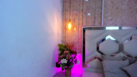  Venuss  online show from October 8, 4:50 am