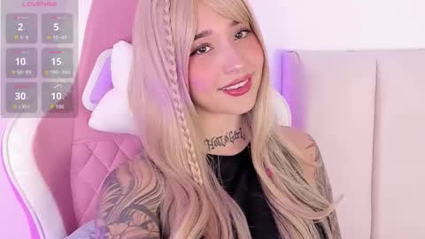 Shelly online show from October 15, 7:38 pm