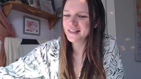 Milla Rose online show from February 7, 4:24 pm