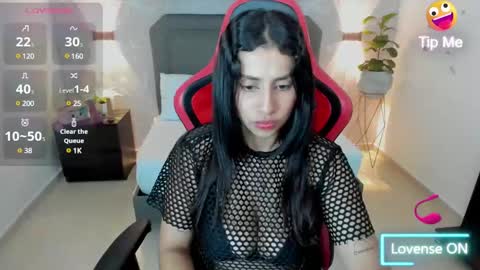 Snapshot of venuz_lee chatting on January 27, 12:58 pm Nice to greet you my name is Vanessa online show from January 27, 12:58 pm