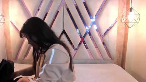 Domelipa  online show from January 10, 11:43 am