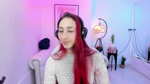 vermelha gremory1 online show from December 10, 8:05 pm