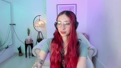 vermelha gremory1 online show from December 3, 8:06 pm