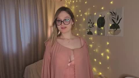 Veronica online show from November 7, 10:10 am