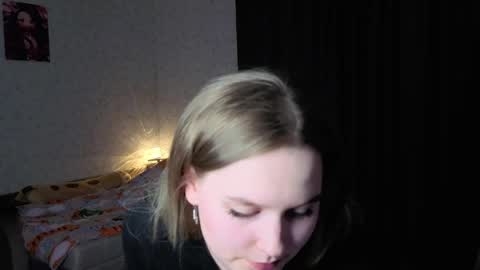 Veronica online show from April 24, 8:00 pm