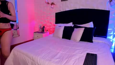 Snapshot of verohands chatting on October 1, 12:43 pm Vero online show from October 1, 12:43 pm