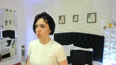 Snapshot of verohands chatting on September 19, 12:04 pm Vero online show from September 19, 12:04 pm